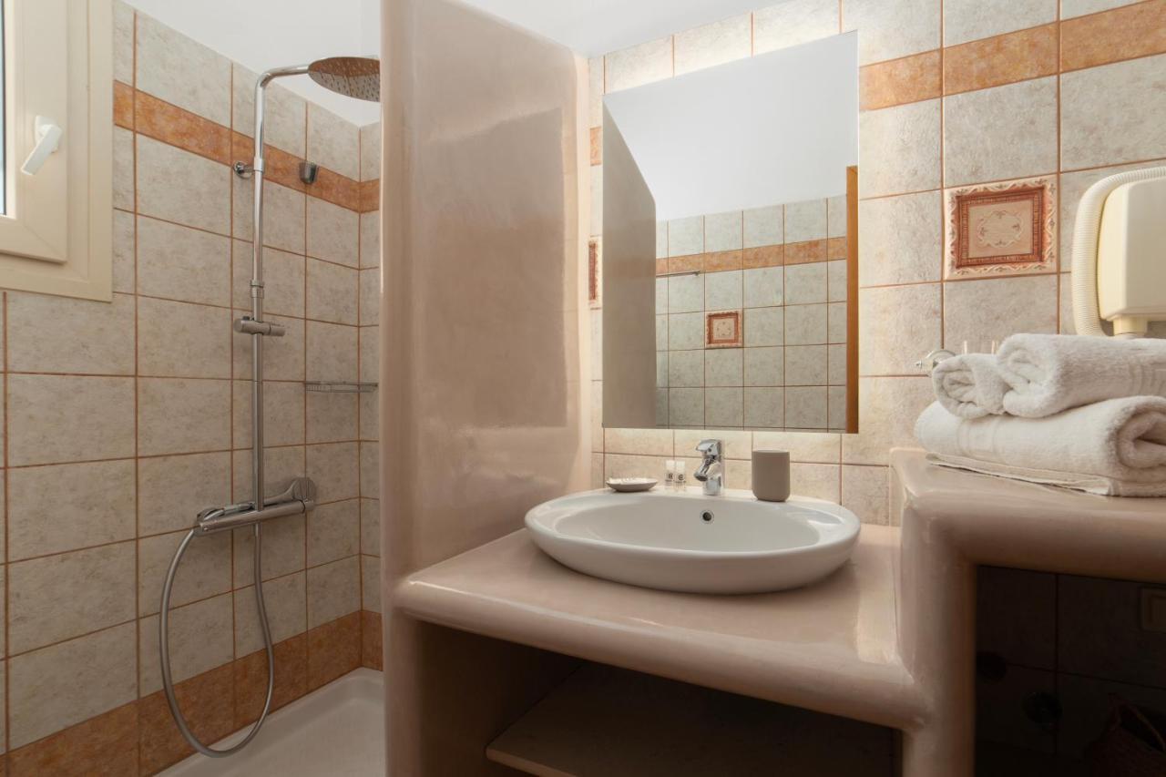 Almar Apartments Batsi Exterior photo